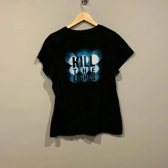 Ladies Luke Bryan Kill The Lights Concert T-Shirt - Picture 2 of 4